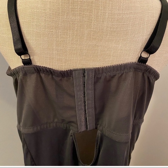 Torrid Curves Size 3 body con chemise - Picture 10 of 10